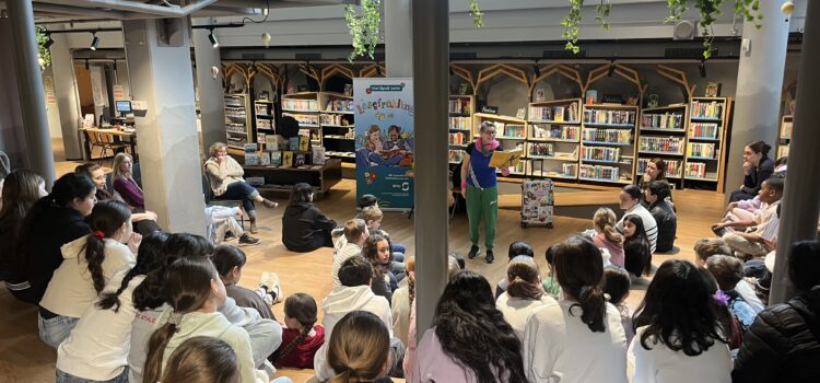 Besuch des Lesefrühlings in der Stadtbibliothek Besuch des Lesefrühlings in der Stadtbibliothek